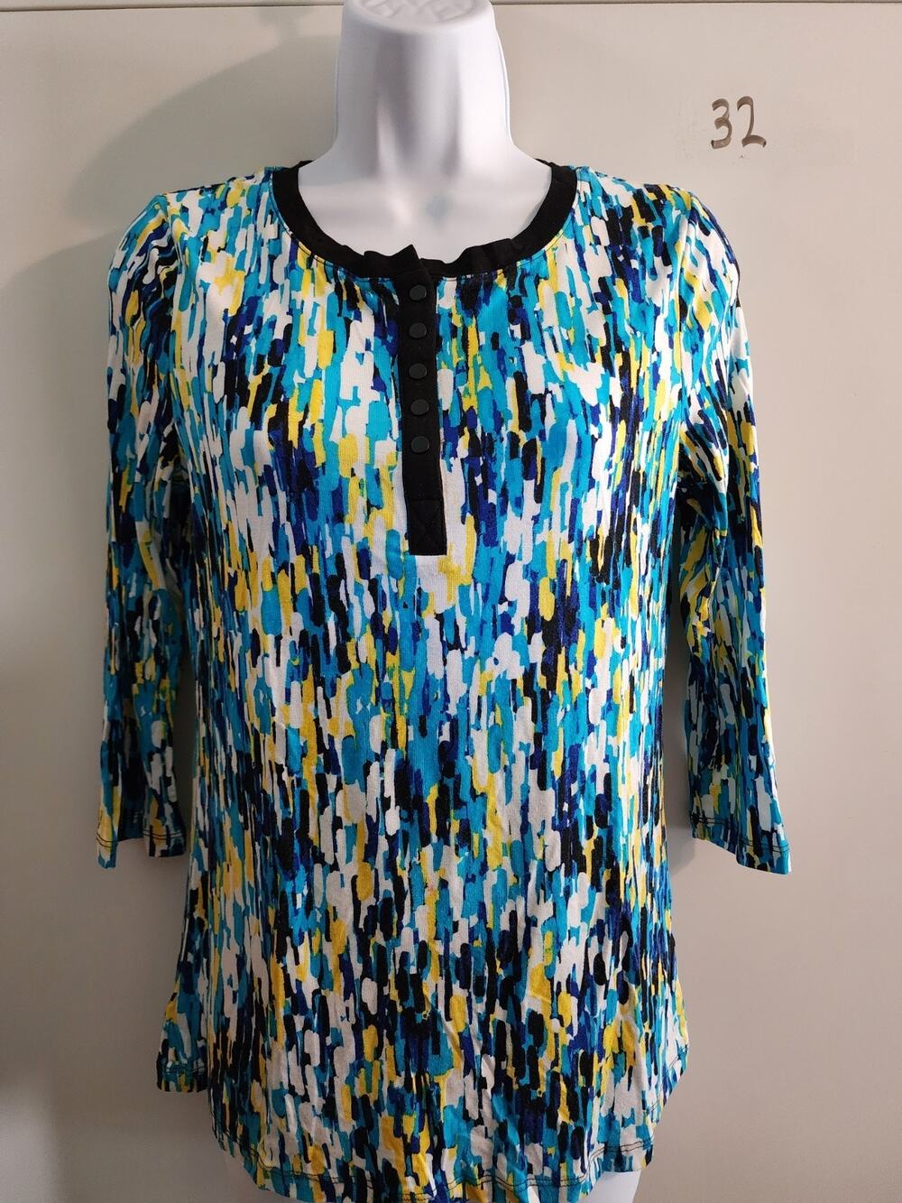 Laura Ashley Womens Petite PS Abstract Brushstroke Print Henley Top 3/4 Sleeve
